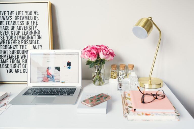 benefits of hiring a freelancer