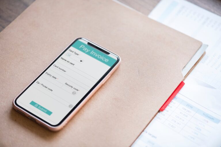 how to invoice a company for freelance work
